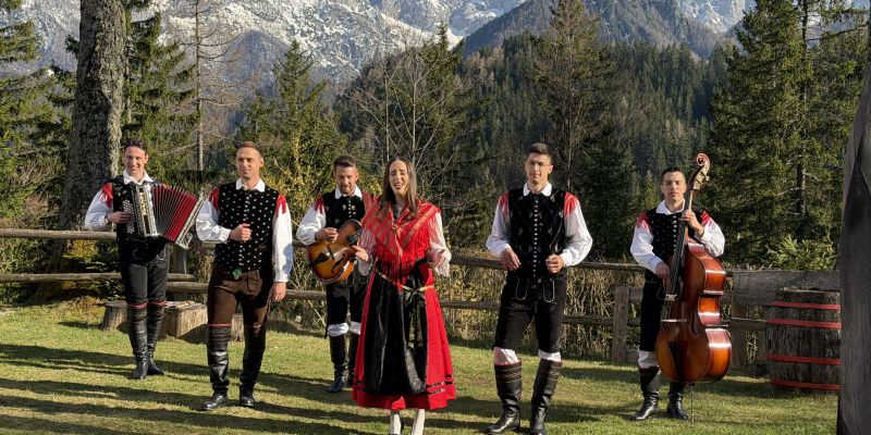 Ansambel Tomaža Rota predstavlja novi valček Reci, da rad me imaš