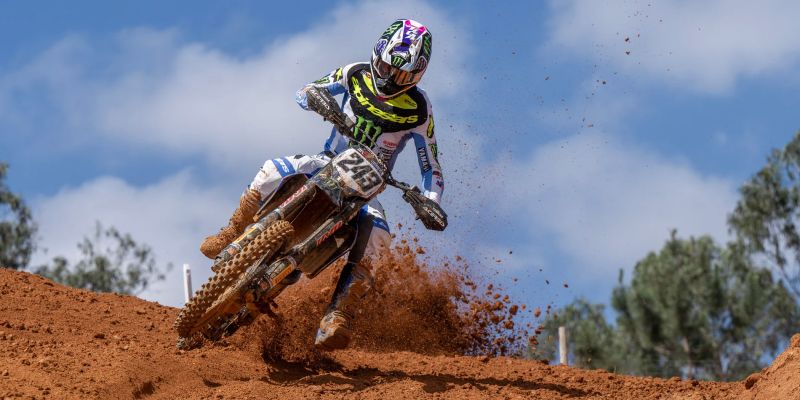 motokros_Tim_Gajser_03.jpg