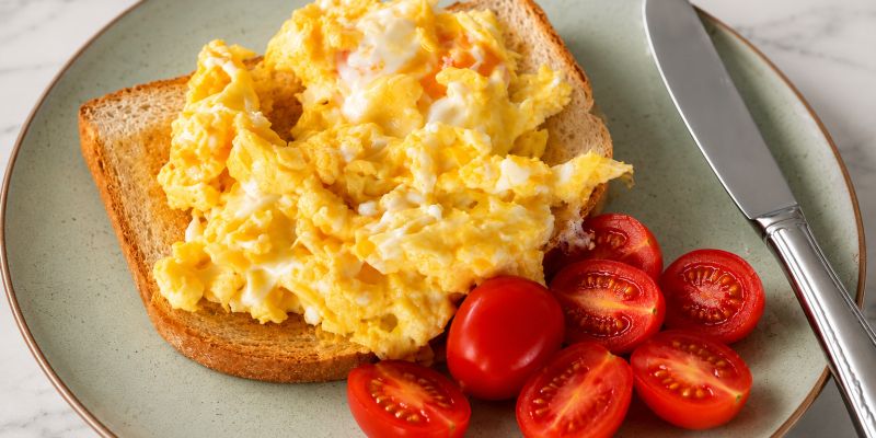 frambled eggs.png