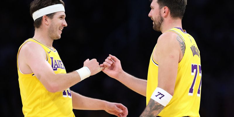 reaves doncic
