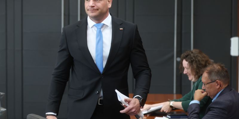 UV2-stevanovic-pl2.jpg