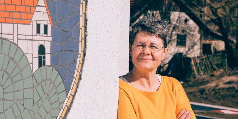mojca-cernivsek