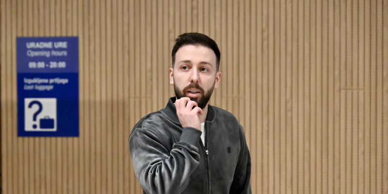 UV-aleksandar repic-SR.jpg