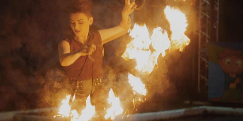 fire-show, sov-z-ognjem