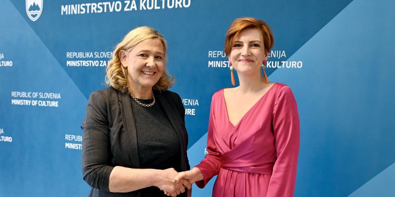 fridl jarc vrecko.jpg