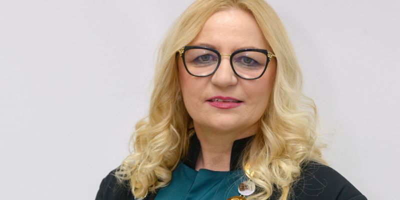 dr-Lea-Marija-Colarič-Jakše-(250).jpg