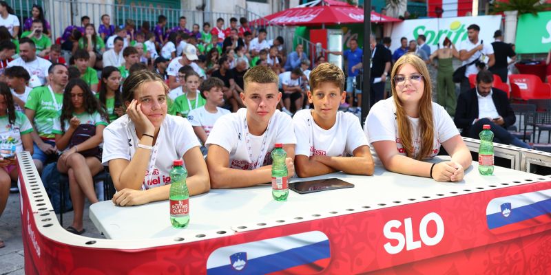 slovenski zmagovalci zero waste kviza.jpeg