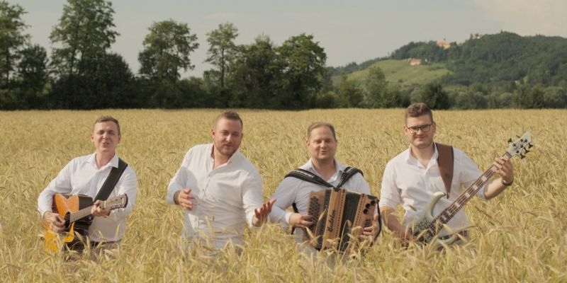 Ansambel Galama predstavlja novo ljubezensko zgodbo Rad bi te