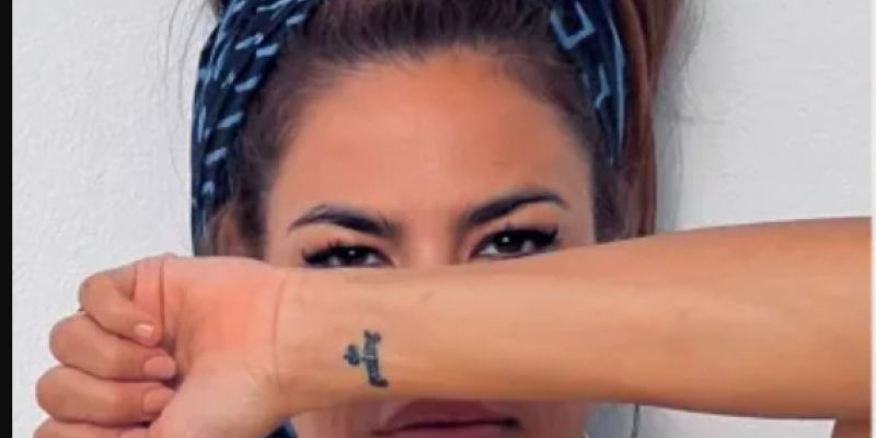 eva mendes 2.png