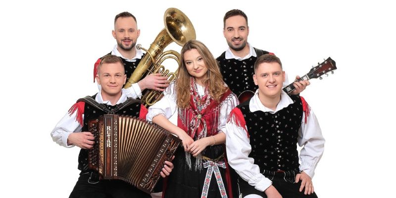 Guštni muzikanti z nagrajenim valčkom Sanje in želje