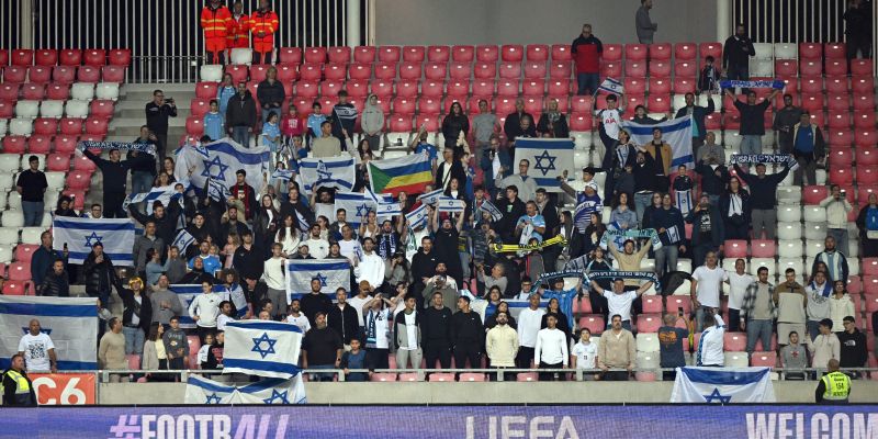izrael navijači pm.jpg