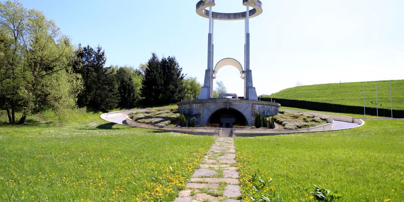 spominski-park-teharje
