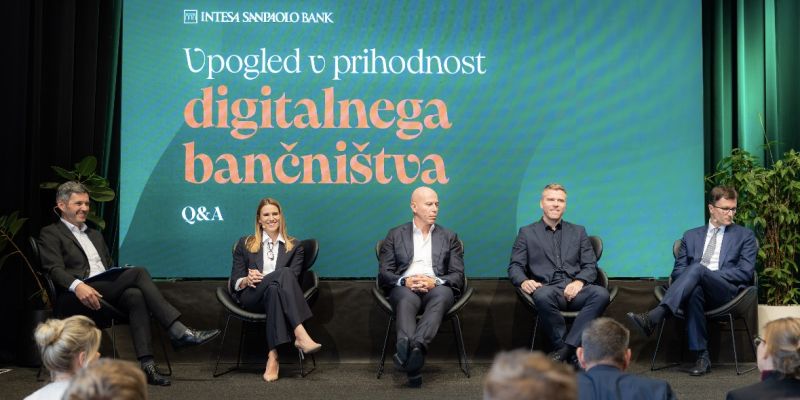 Prva med slovenskimi bankami, ki omogoča popolnoma digitalno odprtje računa