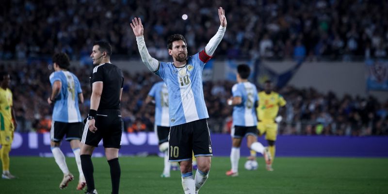 lionel messi argentina pm.jpg