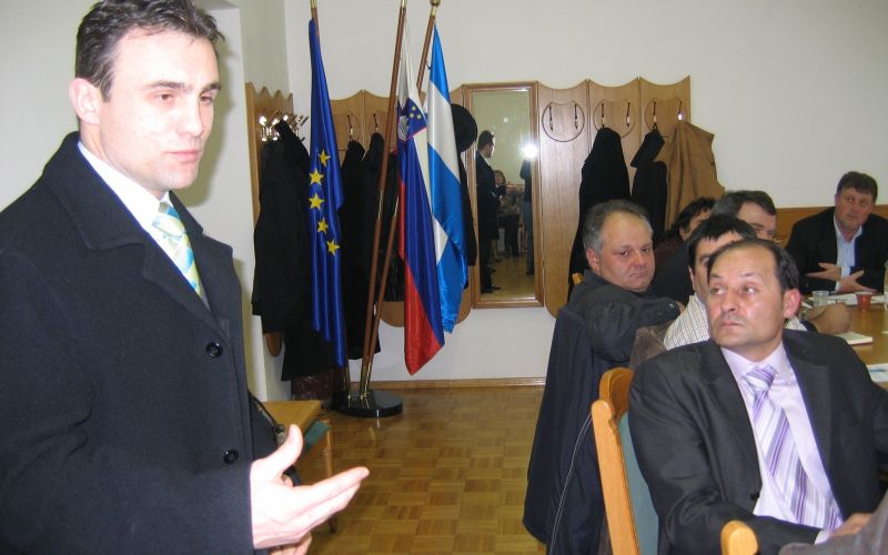 forum_romskih_svetnikov_direktor_urada.jpg