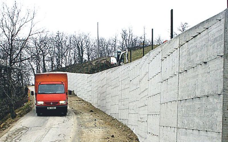 oporni_zid.jpg