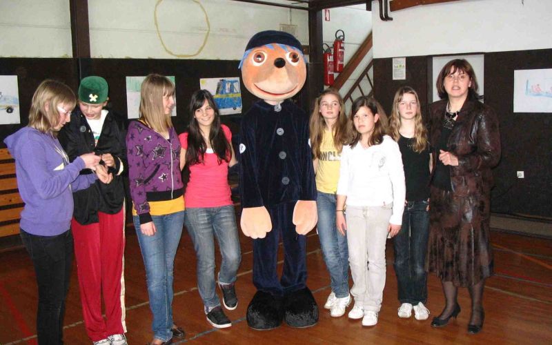 krmeljska_ekipa_z_v_d__ravnateljicp_gusto_mirt.jpg
