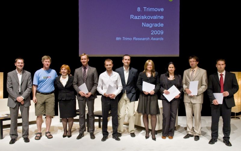 milos_ebner__tatjana_fink__miha_kos__urban_kordes_z_doktorji_znanosti___nagrajenci.jpg