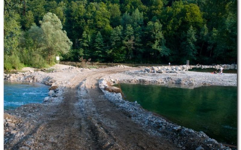 breg_gregor_berni_in_dekleti_coln_006.jpg