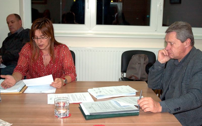strobcno_1.jpg