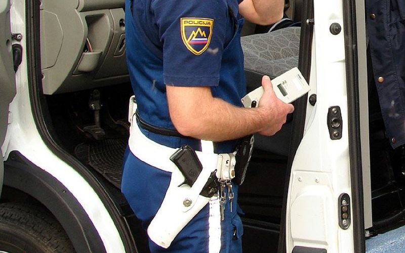 policist.jpg