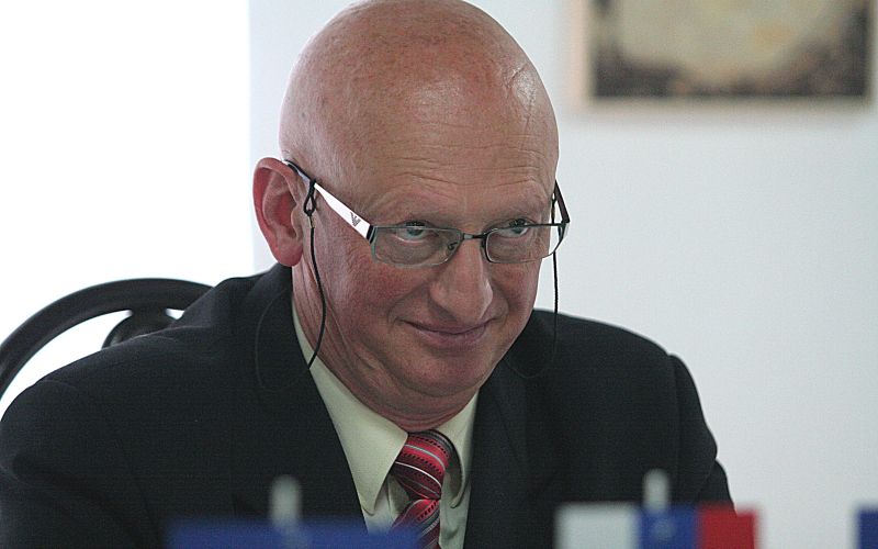 bacar.jpg