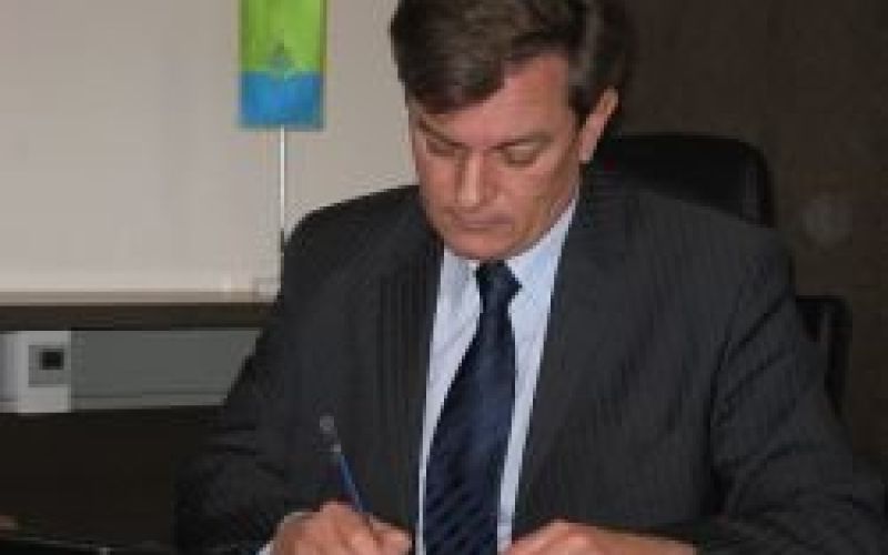 vovk_franci_miza4.jpg