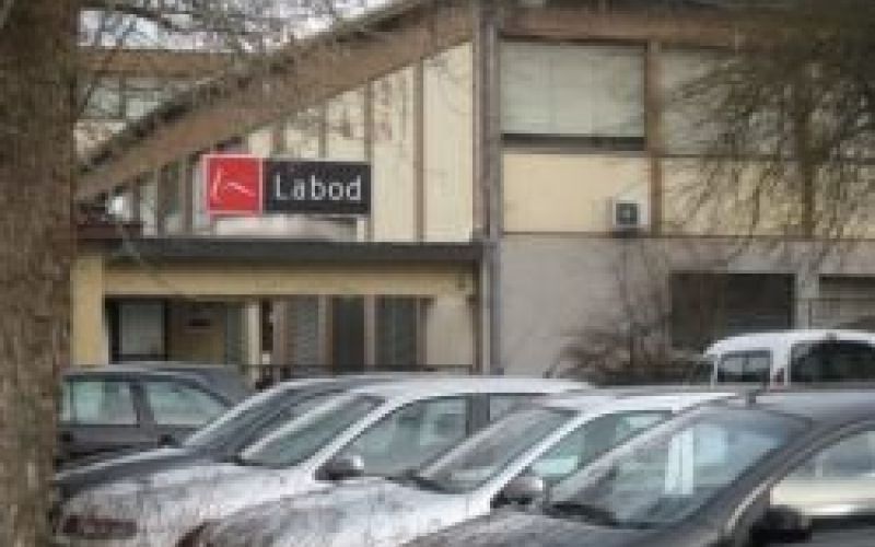 labod_tovarna1.jpg