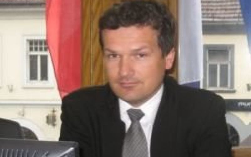 retelj_borut_nmteki.jpg