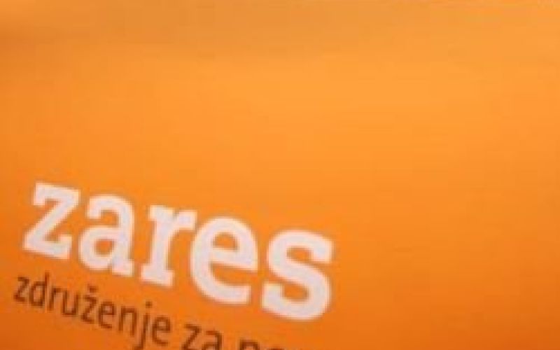 zares1.jpg