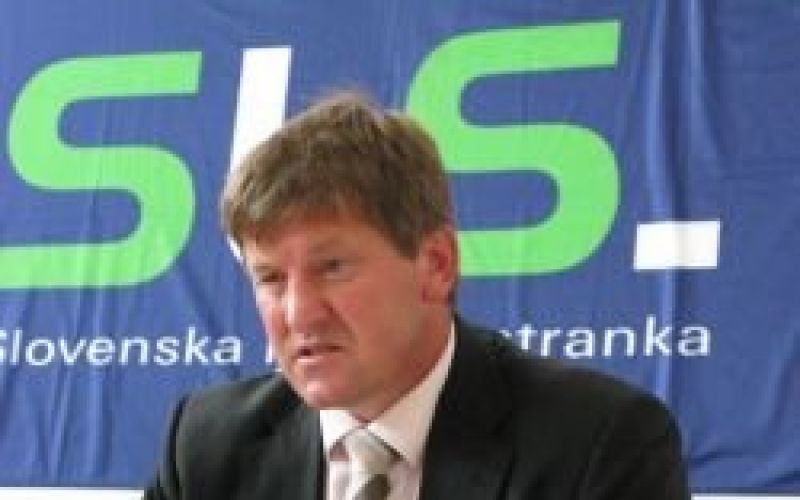 bogovic_sls.jpg