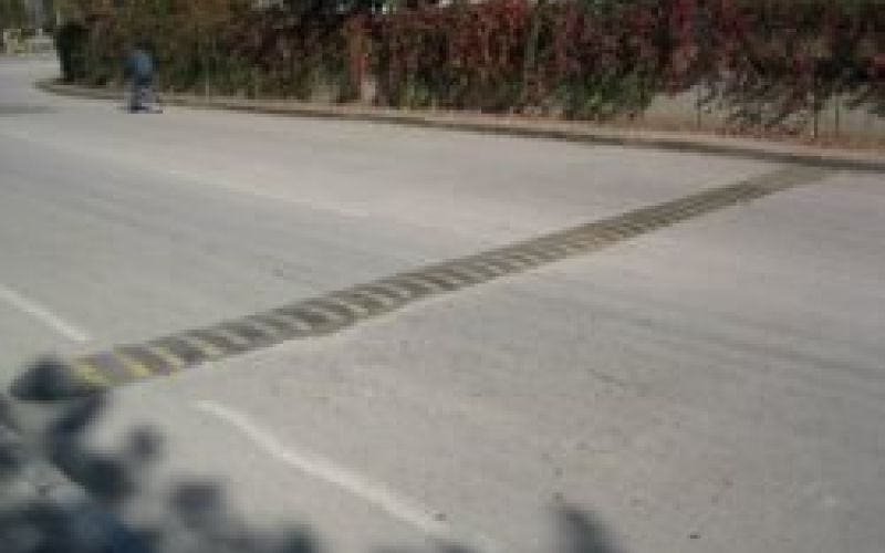 lezeci_policaj.jpg