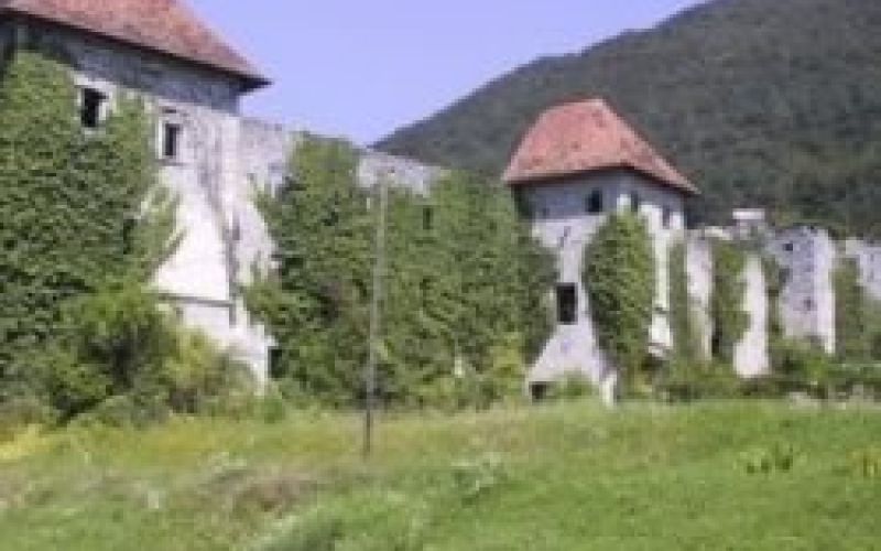 grad_soteska.jpg