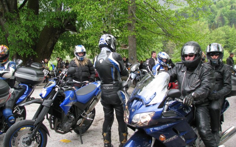 blagoslov_mtoristov_2011_motoristi_0001.jpg