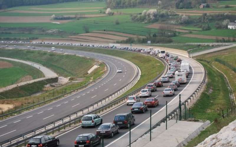 ac_dolenjska_kolone.jpg