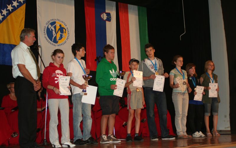 13_000.jpg