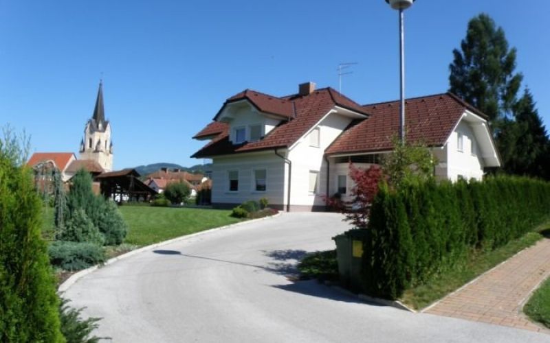 1__mesto___branka_in_bojan_brcar.jpg