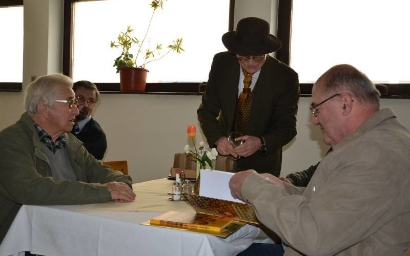 varoja_katastrofalna_za_cebele001.jpg