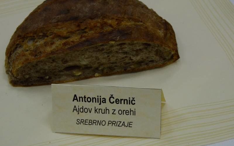 razstava_kruha_in_drugih_dobrot_az_bostanj001.jpg