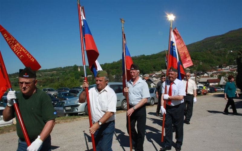 naslovn_prapor____aki.jpg