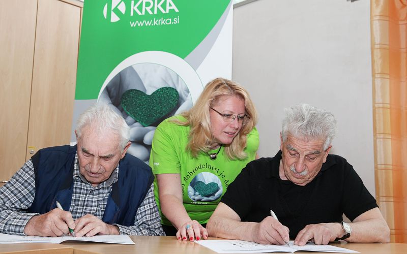akr_0044_000.jpg
