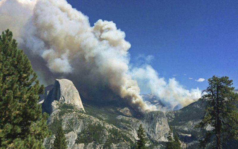 požar, yosemite.jpg