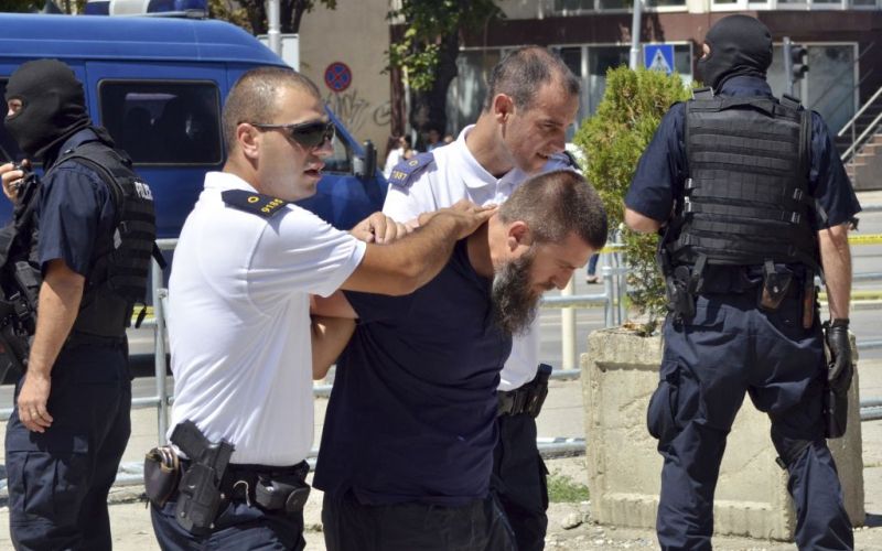 kosovo, islamisti.jpg