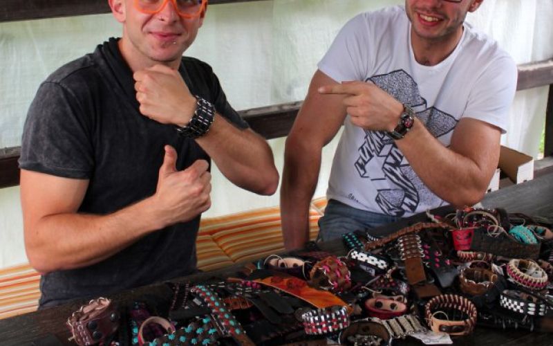 Klemen in Luka med ogledom kolekcije