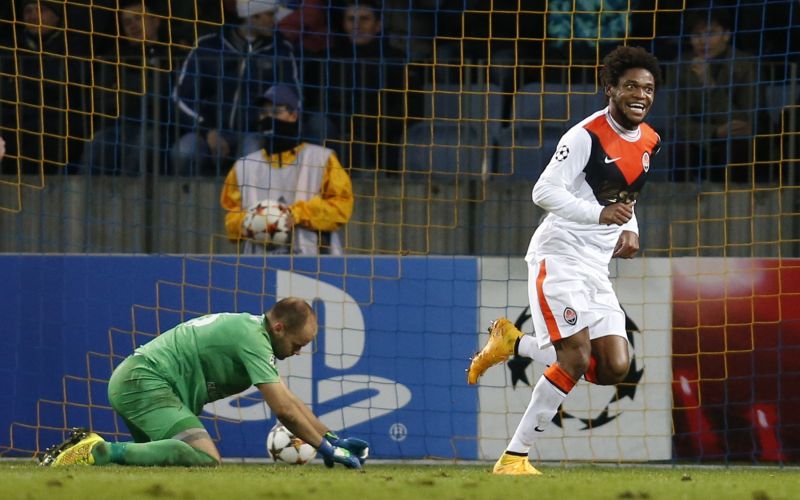 luiz adriano re.jpg