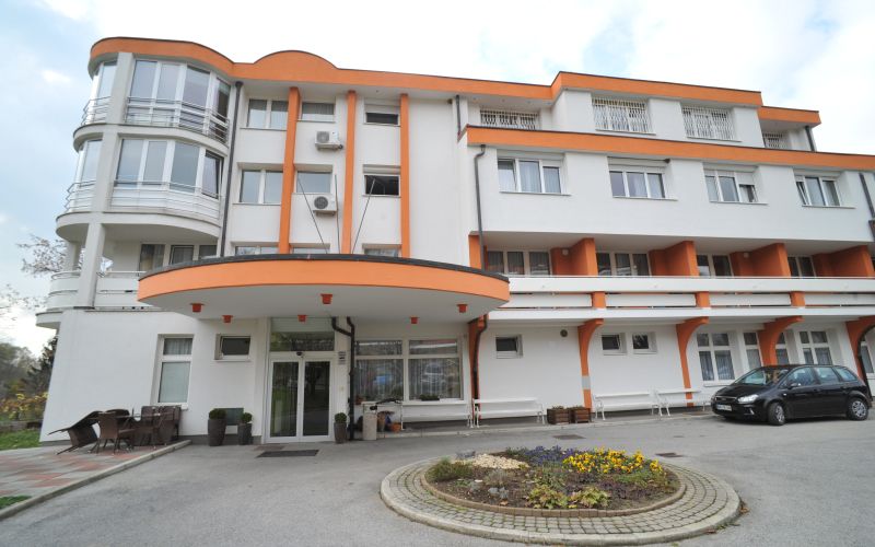 Lendava, Dom starejših Lendava