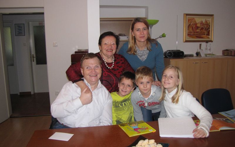 v_knjiznici_01.jpg