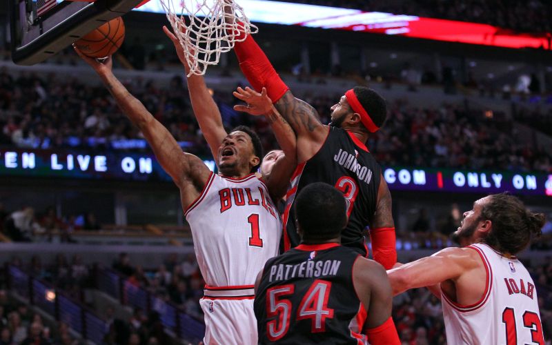 derrick rose re.jpg