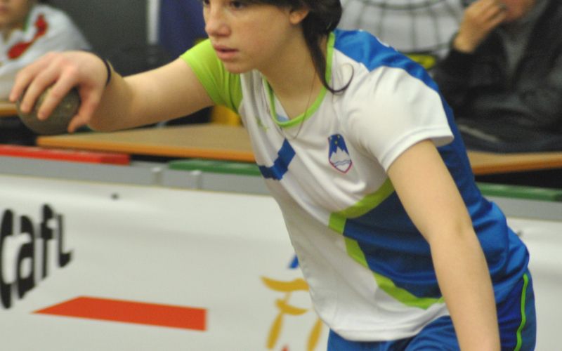 nina volčina zf.jpg