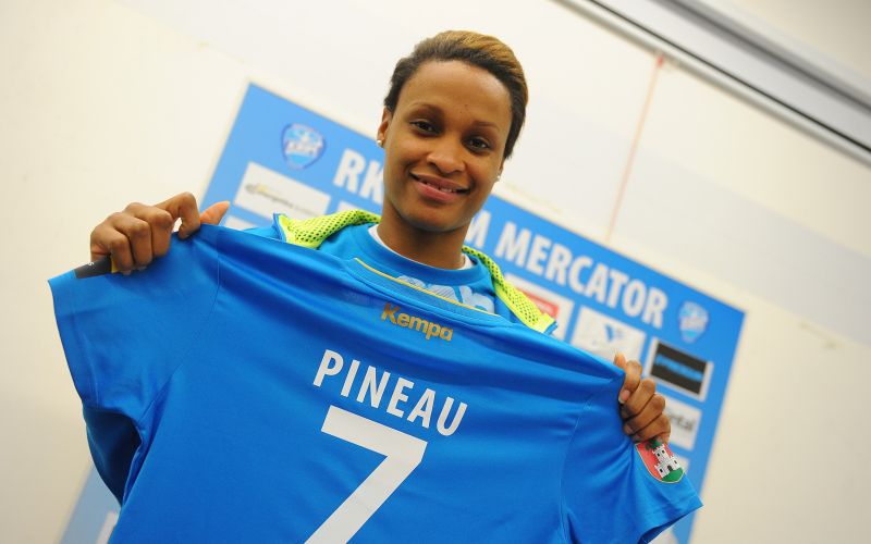 Allison Pineau.jpg